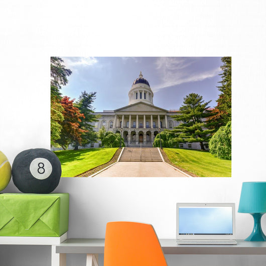 Maine State House Close-up Wall Decal