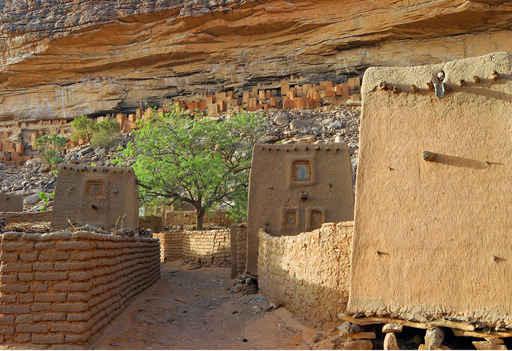 Falaise Dogon Wall Decal