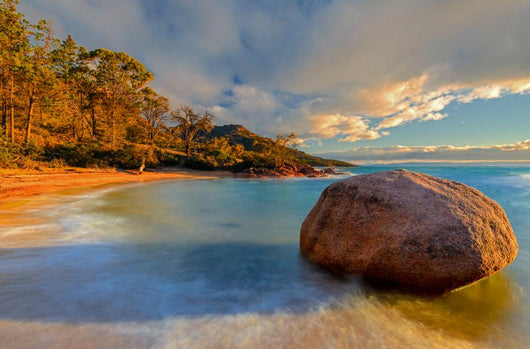 Lonely Boulder Honeymoon Bay Wall Decal
