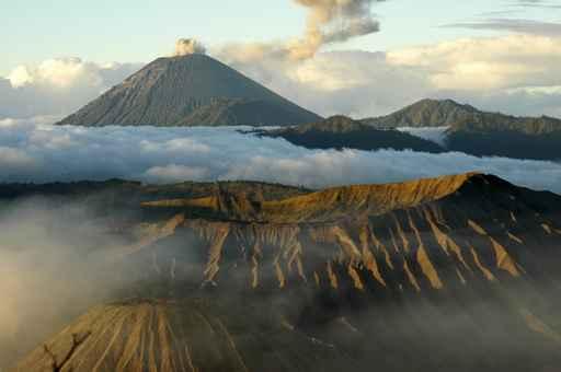 Bromo Wall Decal Design 2