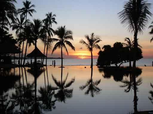 Lombok Infinity Sunset Wall Decal