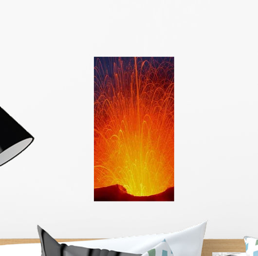 Stromboianische Eruption Wall Decal