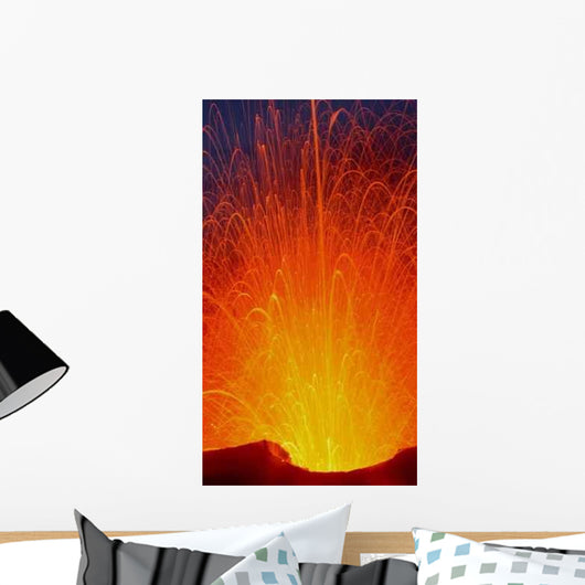 Stromboianische Eruption Wall Decal