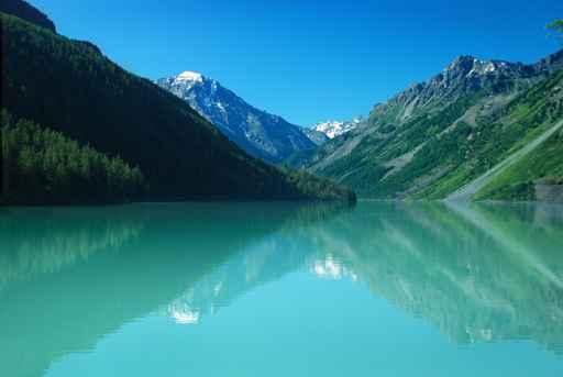 Kucherlinskoe Mountain Lake Wall Decal