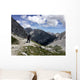 Bergwanderer im alpinen Hochgebirge Wall Mural