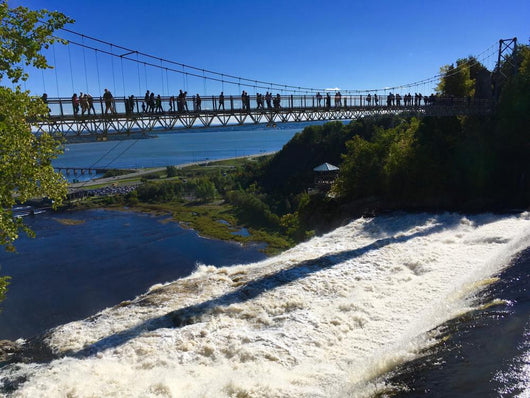 chute montmorency Wall Mural