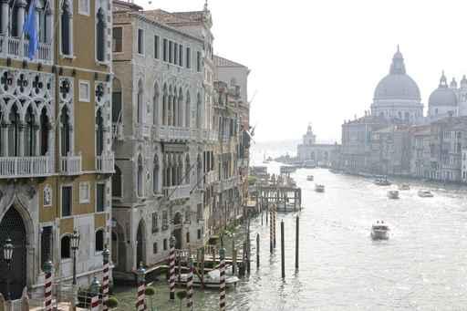 Venice Bridge Academia Jogne Wall Decal