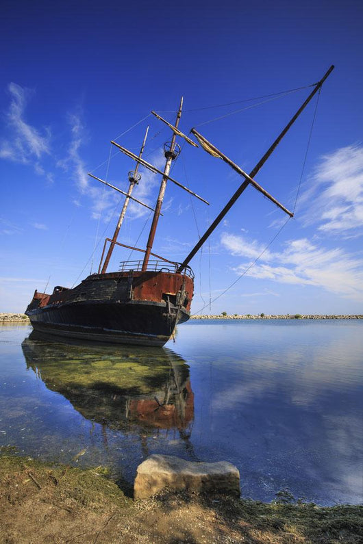 Shipwreck Lake Ontario Wall Decal