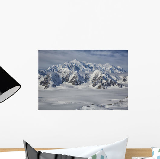 Aerial Mount Logan Kluane Wall Decal