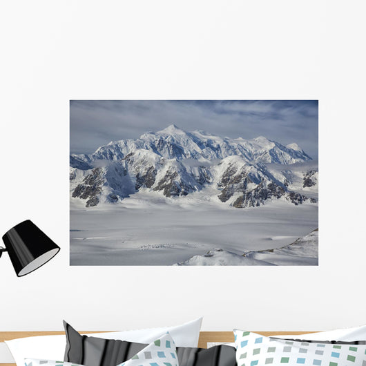 Aerial Mount Logan Kluane Wall Decal