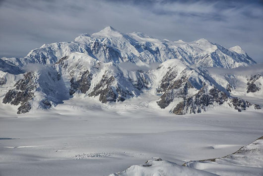 Aerial Mount Logan Kluane Wall Decal