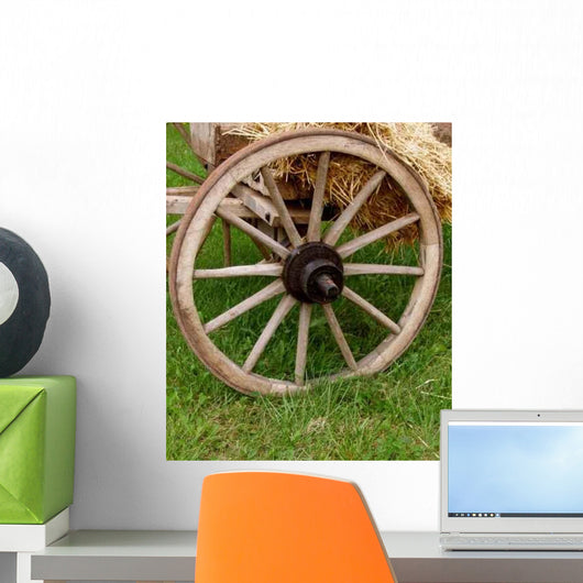 Holzwagenrad Wall Decal