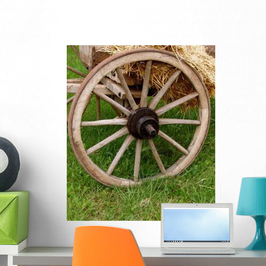 Holzwagenrad Wall Decal