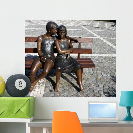 Sculpture Vrchlabi Wall Decal