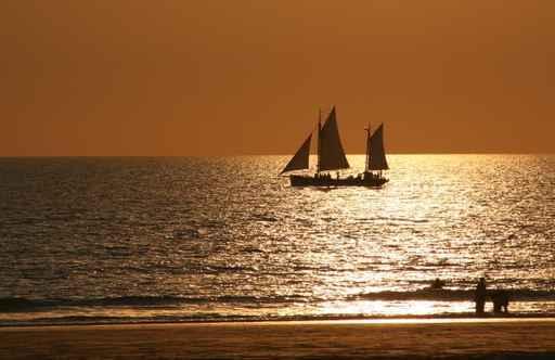 Cable Beach Wall Decal
