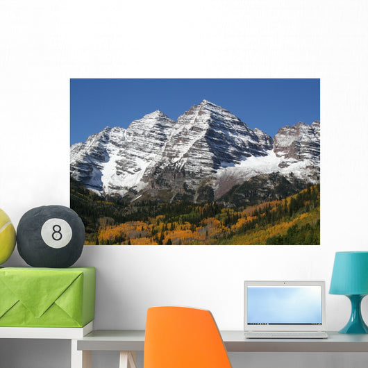 snowy mountain Wall Mural