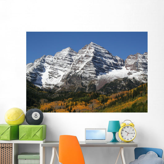 snowy mountain Wall Mural