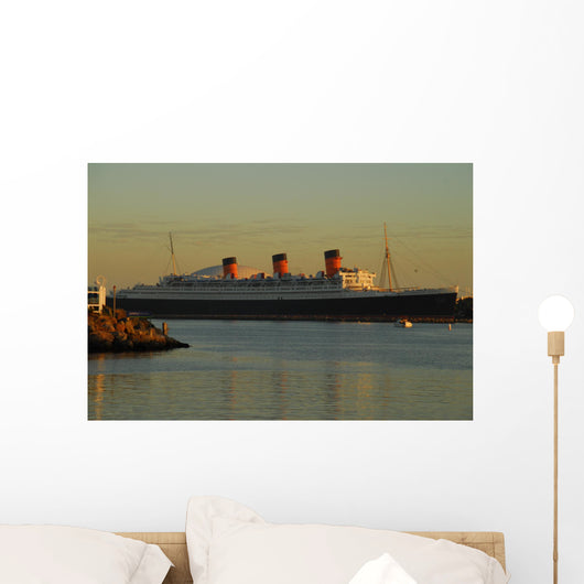 queen mary Wall Mural