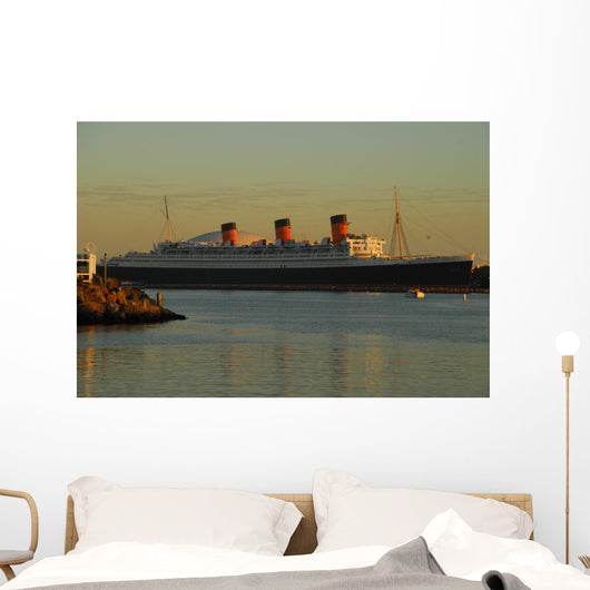 queen mary Wall Mural