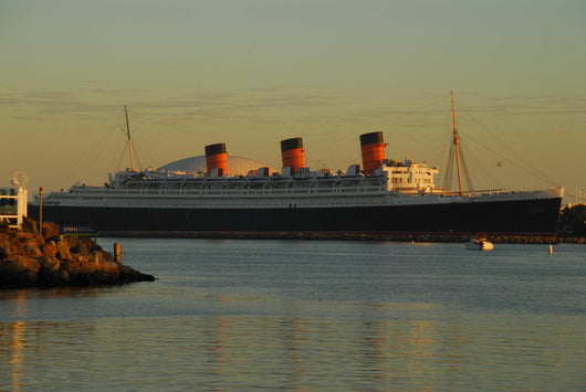 queen mary Wall Mural