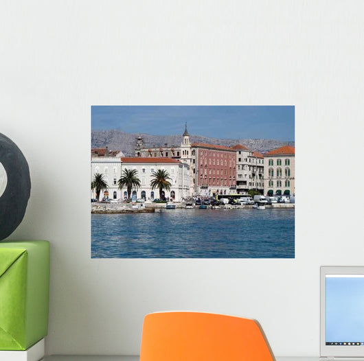 Split Wall Decal