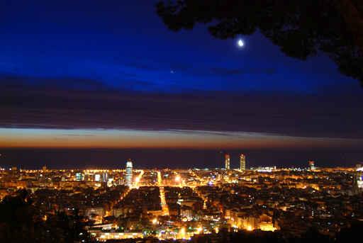Barcelona Noche Wall Decal