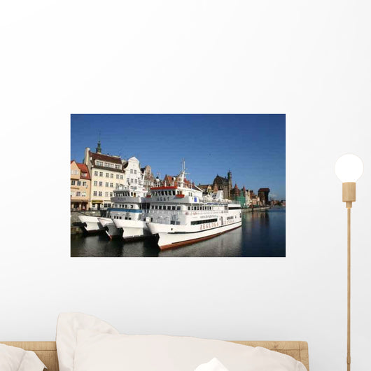 Gdask with Crane Wall Decal