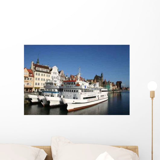 Gdask with Crane Wall Decal