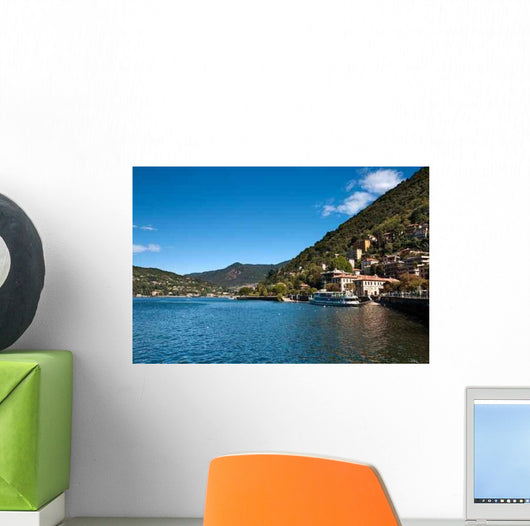 Comer See Wall Decal