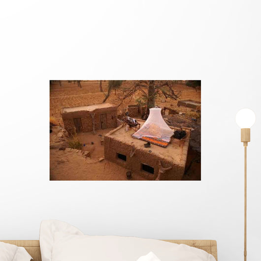 Backpacker-hotel Wall Decal