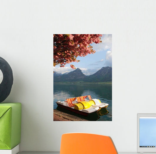 Tretboot Am Wolfgangsee Wall Decal