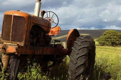 Old Farm Tractor Wall Decal