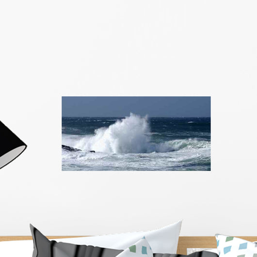 Spray Wall Decal