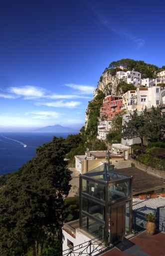 Capri Wall Decal Design 4