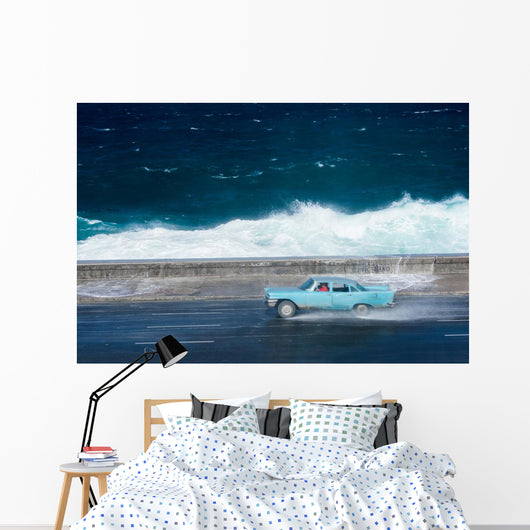 Old Car Malecon Havana Wall Decal