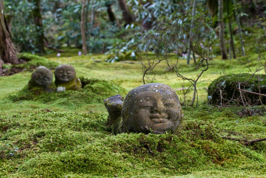 Stone Figure Sanzen-in Wall Decal