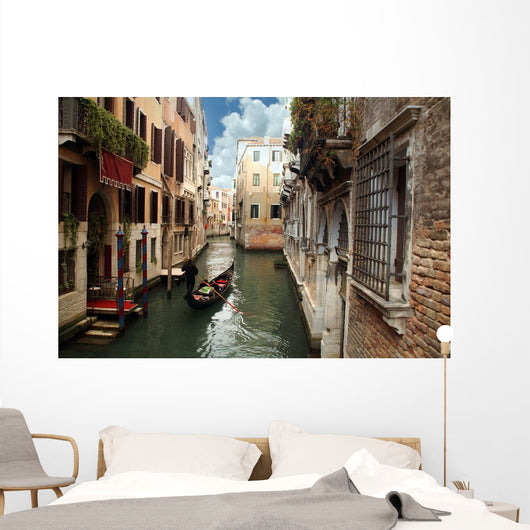 Gondolier Venice Italy Wall Decal
