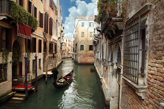 Gondolier Venice Italy Wall Decal