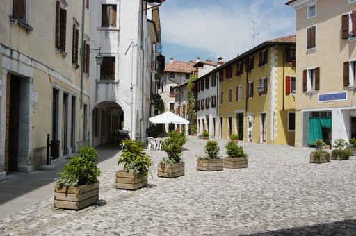 Spilsby Spilimberc Friuli Wall Decal