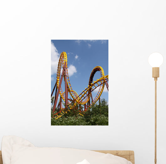Montagnes Russes Wall Decal