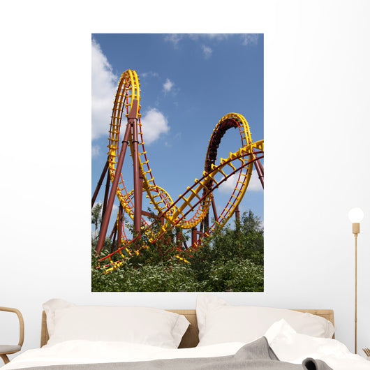 Montagnes Russes Wall Decal