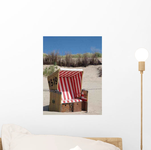 Strandkorb Rot-weiss Wall Decal