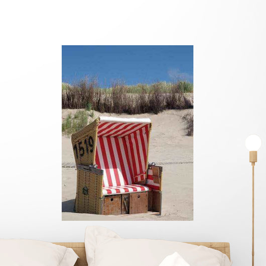 Strandkorb Rot-weiss Wall Decal
