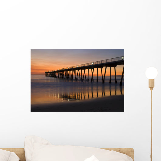 night at the hermosa pier Wall Mural