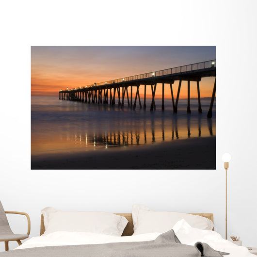 night at the hermosa pier Wall Mural