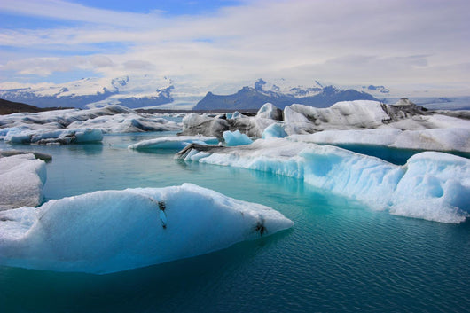 Icebergs in iceland Wall Mural