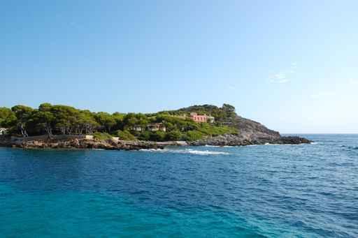 Mallorca Iii Centers Wall Decal