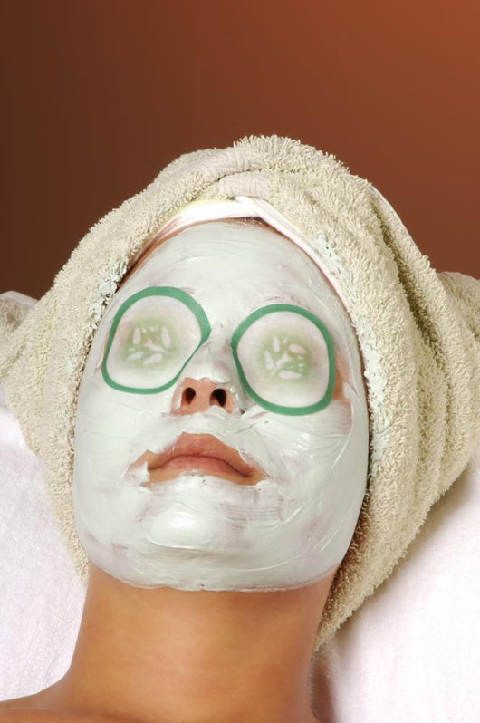spa organic facial masque with cucumber eye pads Wall Mural