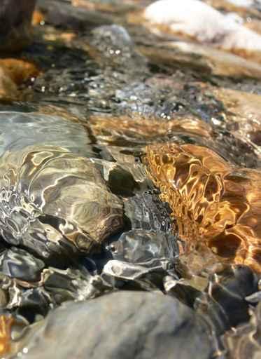 Water Rocks 2 Wall Decal