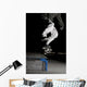 Skater im Sprung Wall Mural